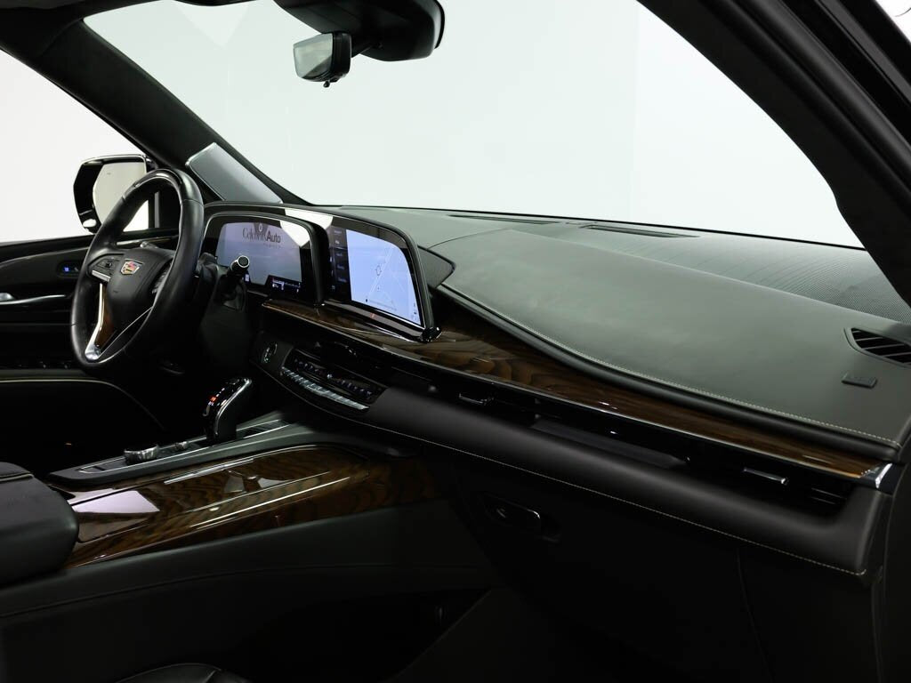 2023 Cadillac Escalade Platinum